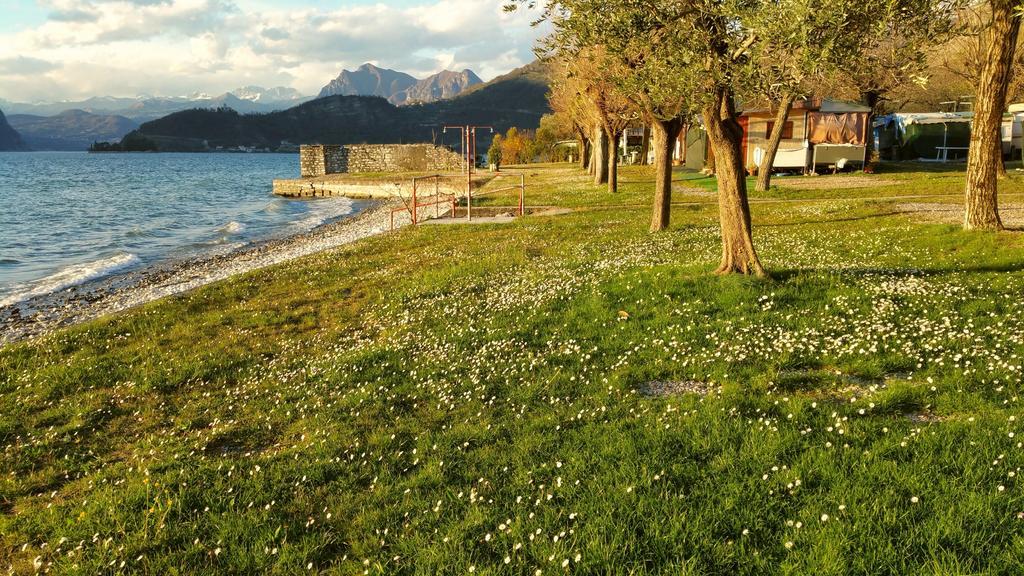 Camping Pilzone إيزِيو المظهر الخارجي الصورة